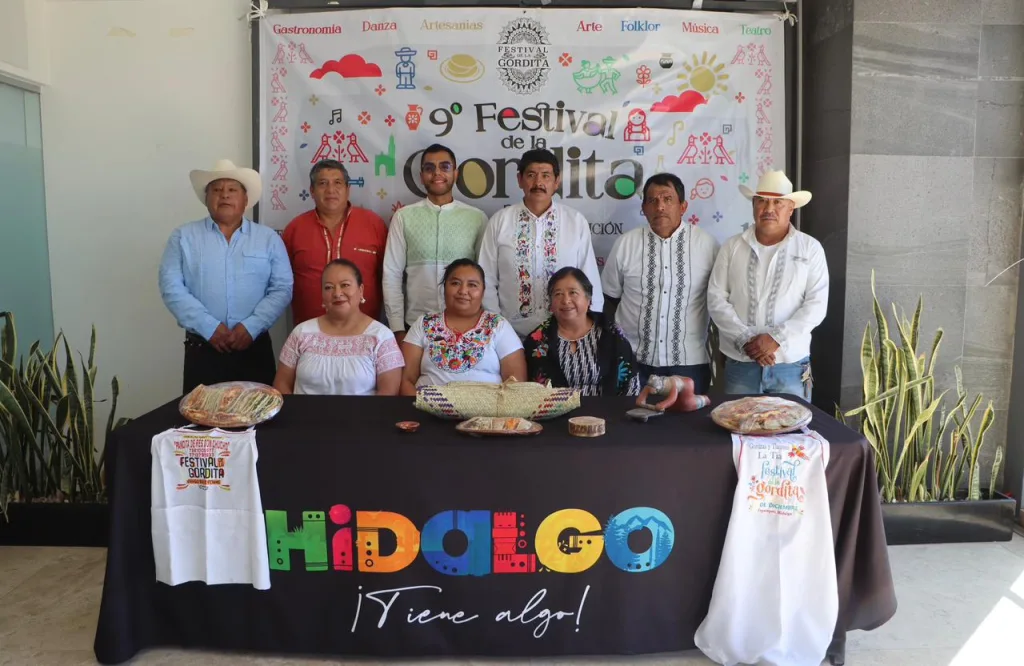 El Festival de la Gordita en Tepatepec, Hidalgo regresa este 2025 con más de 40 variedades de gorditas tradicionales. Descubre cuándo se realiza y cómo llegar fácilmente desde la CDMX