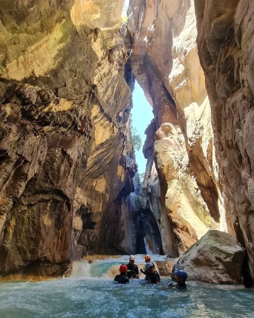 El Cañón del Tigre es uno de los secretos mejor guardados del turismo de naturaleza en México. Este destino se perfila como una parada imperdible para quienes buscan experiencias auténticas, lejos de las rutas turísticas tradicionales.