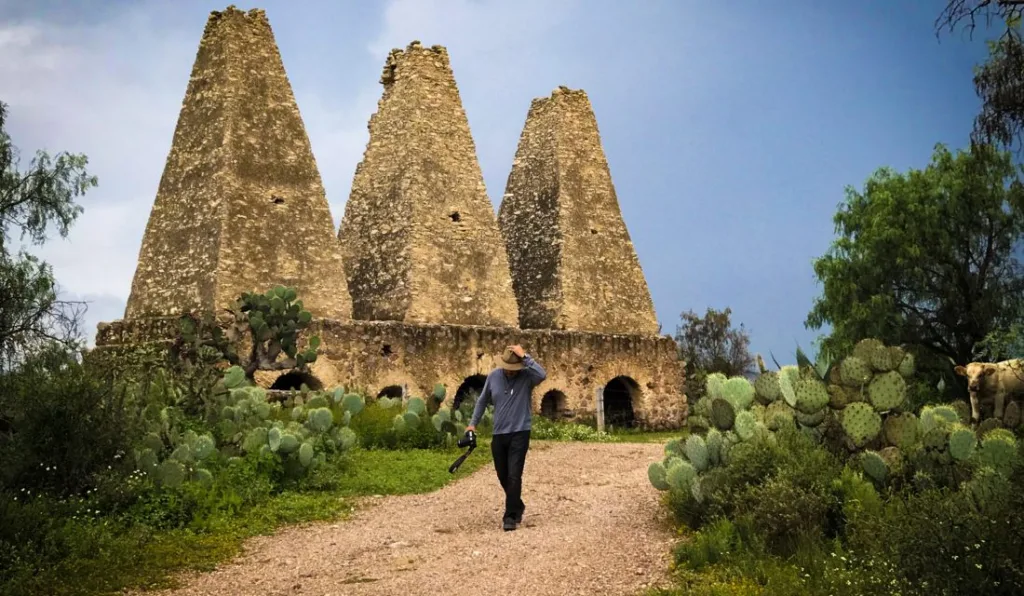 ¿Buscas dónde recibir el Año Nuevo sin alejarte demasiado de la CDMX? Estos cinco destinos cercanos combinan naturaleza, tradición, descanso y experiencias únicas para comenzar el 2026 viajando.