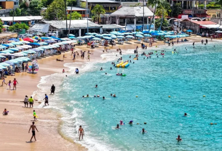 PIB turístico en México contribuyó con 8.7% del total de la economía; alcanzó más de 2 .71 billones de pesos en 2024. TURISTAS