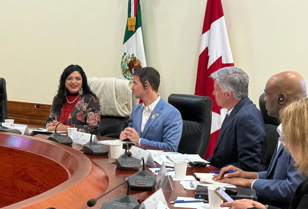 Sectur CDMX y Canadá fortalecen Mundial FIFA 2026: Reunión para cooperación turística y derechos humanos