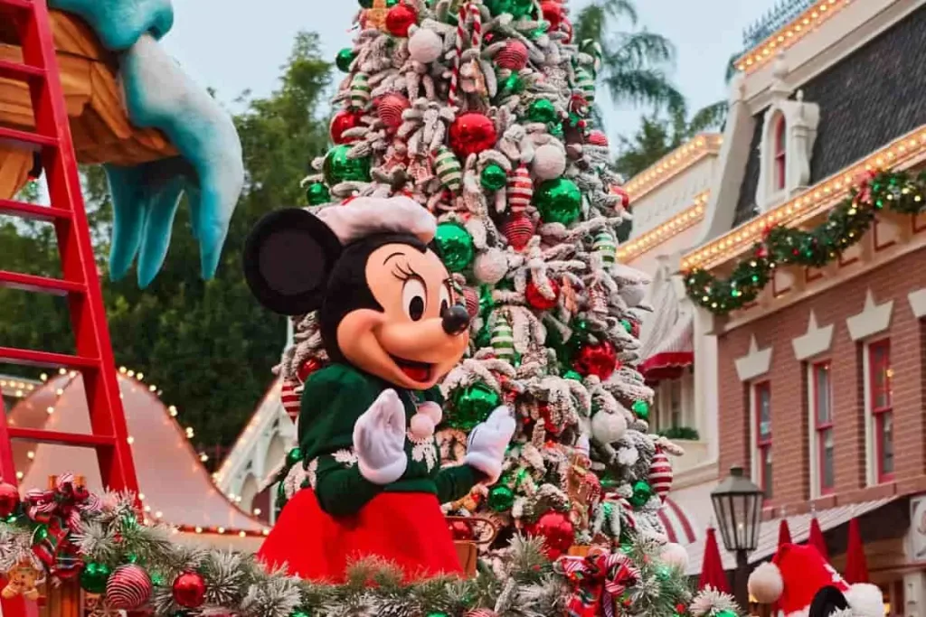 La magia de Disney llega a la Ciudad de México con una Villa Navideña instalada en el Parque La Mexicana. Te contamos todo lo que necesitas saber para visitarla