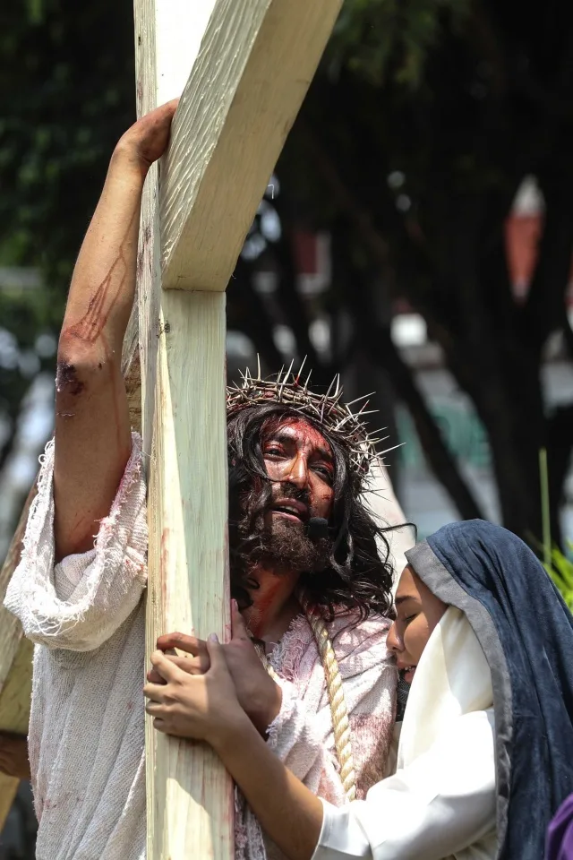 La representación de la Pasión de Cristo en Iztapalapa obtuvo su reconocimiento más importante. Descubre por qué este evento se ha convertido en una de las tradiciones más poderosas de México y por qué deberías vivirla al menos una vez.