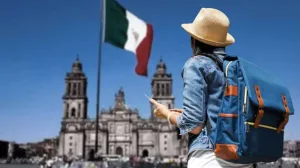 Nuestro país espera la llegada de turistas durante las vacaciones de fin de año, impulsando la reactivación del sector turístico. Aquí te contamos qué destinos lideran la preferencia y cómo puedes planear tu viaje para aprovechar esta temporada.