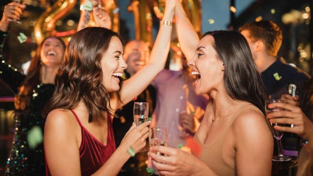 Descubre los rituales de Año Nuevo más populares y con mayor simbolismo para recibir el 2026 con abundancia, claridad y buenas vibras.