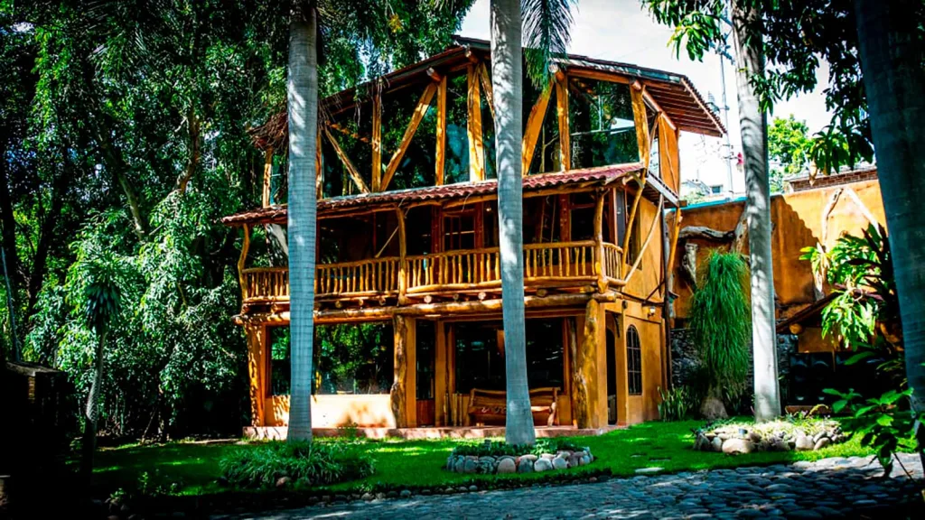 ¡Gracias a Dios llegó el puente del año! Te damos las 5 mejores recomendaciones para ti y consiéntete porque según la OMS, viajar es bueno para la salud