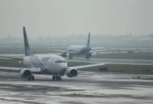 Aeropuertos como Tijuana, Toluca y León también han enfrentado episodios de neblina intensa durante los meses de invierno.