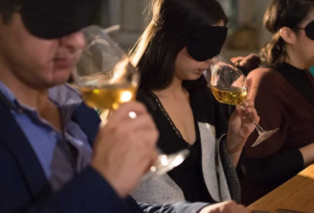 Cenas a ciegas en México: ¡La guía definitiva de experiencias sensoriales para San Valentín 2026!