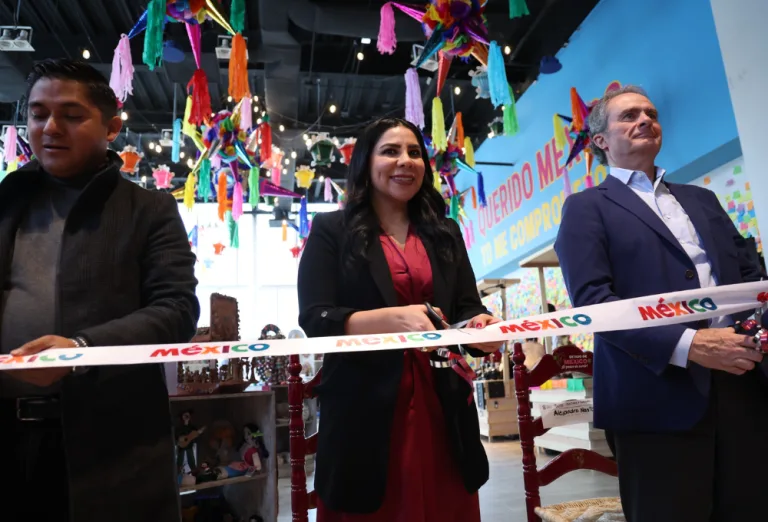 Inauguran Exhibición Turística Artesanal mexiquense en Odisea México. ARTESNÍAS.