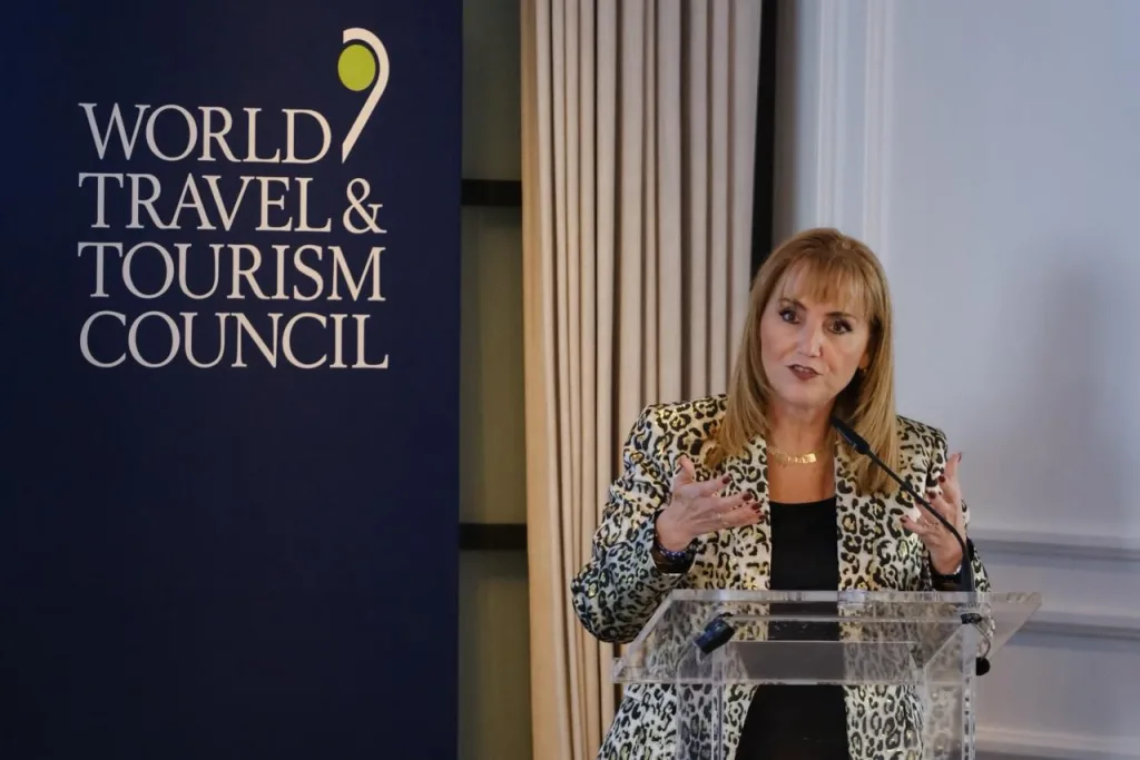 Descubre cómo la gobernadora Mara Lezama ha promovido al Caribe Mexicano en eventos internacionales de turismo como la FITUR 2026, consolidando a Quintana Roo como un destino global competitivo para inversiones, sustentabilidad y crecimiento económico.