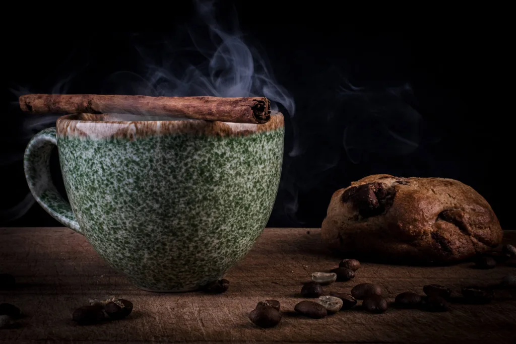 Descubre la historia de la Ex-Hacienda de Guadalupe en Veracruz, el sitio donde se sembró la primera mata de café en México. Aprende cómo llegó el café, por qué este lugar es importante y cómo puedes visitarlo. ¿Te vas a lanzar?