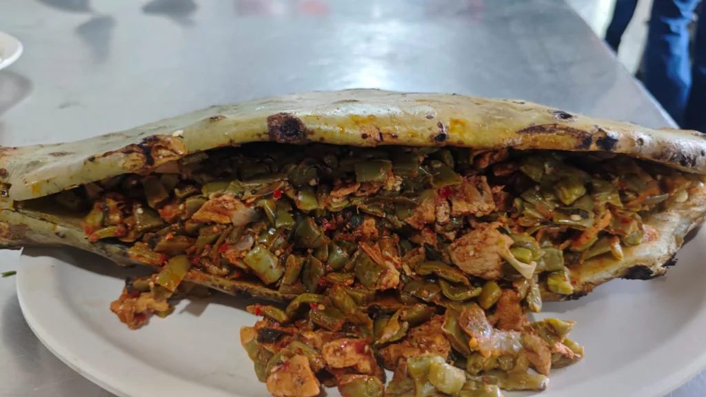 Conoce Valtierrilla, la comunidad de Salamanca, Guanajuato reconocida como Capital Mundial del Nopal, su historia, cultura, producción, tradición gastronómica y el Circuito del Nopal que ha revitalizado el turismo local.