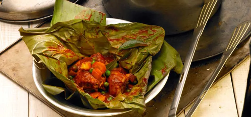 Descubre por qué este lugar es considerado el mejor lugar para probar mixiotes de maguey en México. Conoce su historia, técnica ancestral de preparación, festivales gastronómicos y consejos para visitarlo. ¿Vas a lanzarte a probarlos?