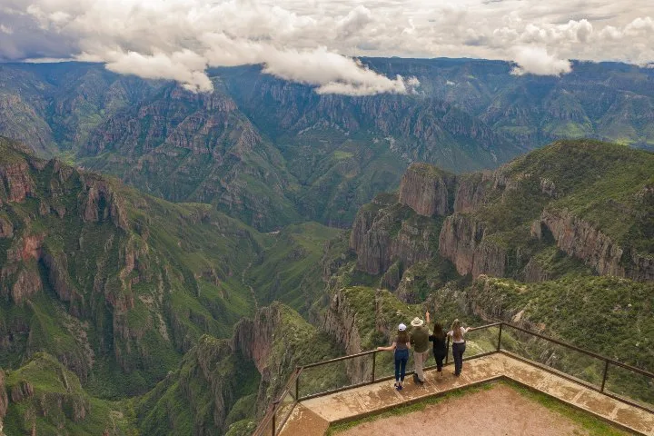 Este corredor turístico ofrece una experiencia distinta, donde la naturaleza, la cultura y la tecnología se entrelazan en uno de los Pueblos Mágicos más sorprendentes del norte de México. ¡Conócelo!