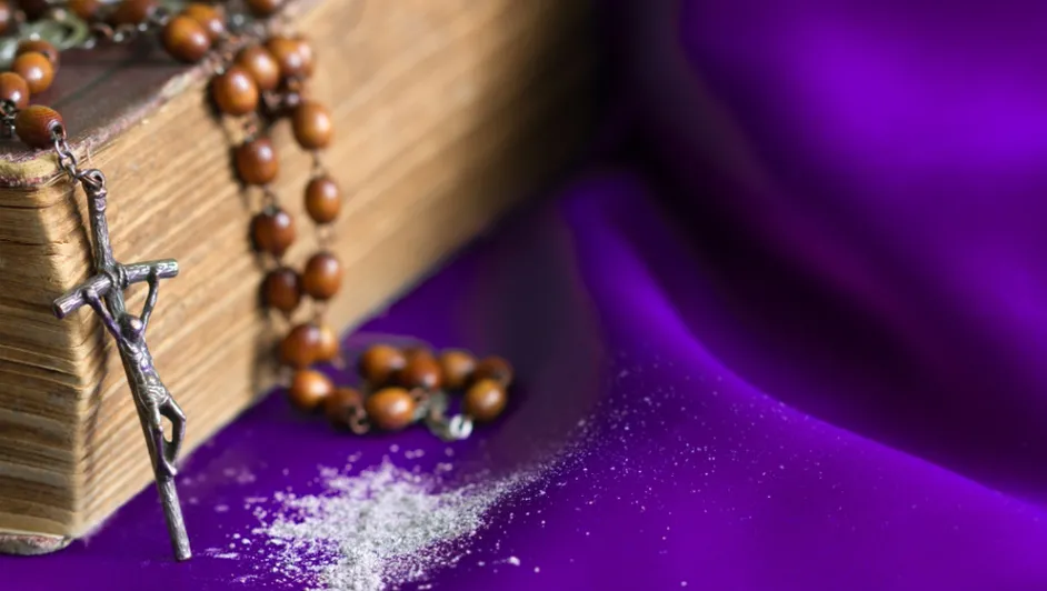 ¿Qué es la Cuaresma y por qué no se come carne roja? Te explicamos su origen histórico, significado religioso y las razones detrás de esta tradición que millones de personas practican cada año. ¿La prácticas?