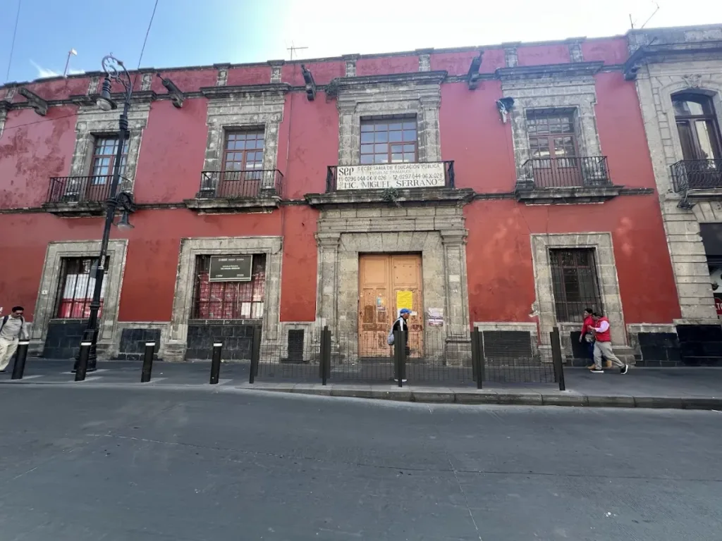 Descubre la casa donde vivió La Malinche en el centro de la Ciudad de México. Historia, ubicación, legado y por qué este sitio sigue despertando curiosidad siglos después.