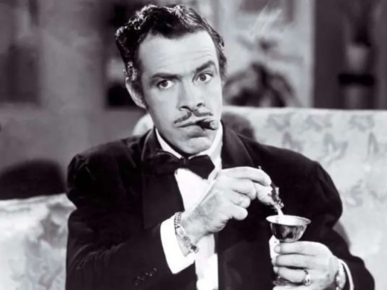 Descubre la historia de Tin Tan, el ícono del cine mexicano que llevó la cultura del pachuco a otro nivel. Su legado, influencia y conexión con la frontera. ¿Lo conoces?