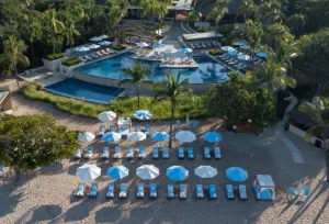 El alma de Riviera Nayarit: Por qué el lujo en St. Regis Punta Mita es una promesa de comunidad