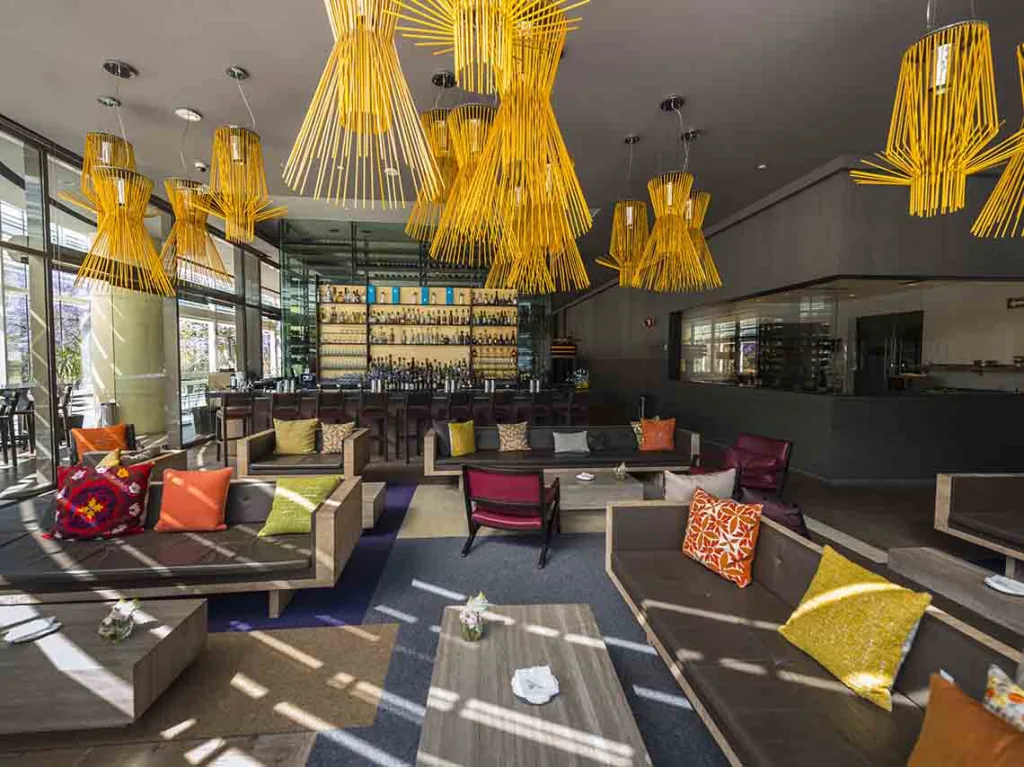 Descubre Quintonil y Pujol, los únicos restaurantes con dos estrellas Michelin en México. Alta cocina, historia y experiencia única en CDMX. ¿Los conoces?