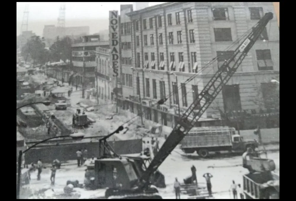 15 secretos del Metro de la CDMX. Construyendo al "gusano naranja".