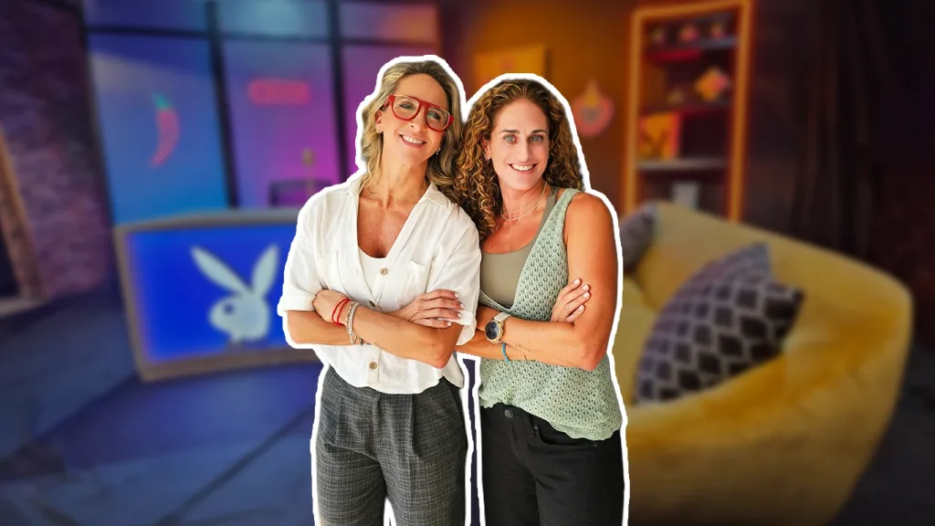 Raquel Sarfati y Arlette Esqueda en el programa México de Noche