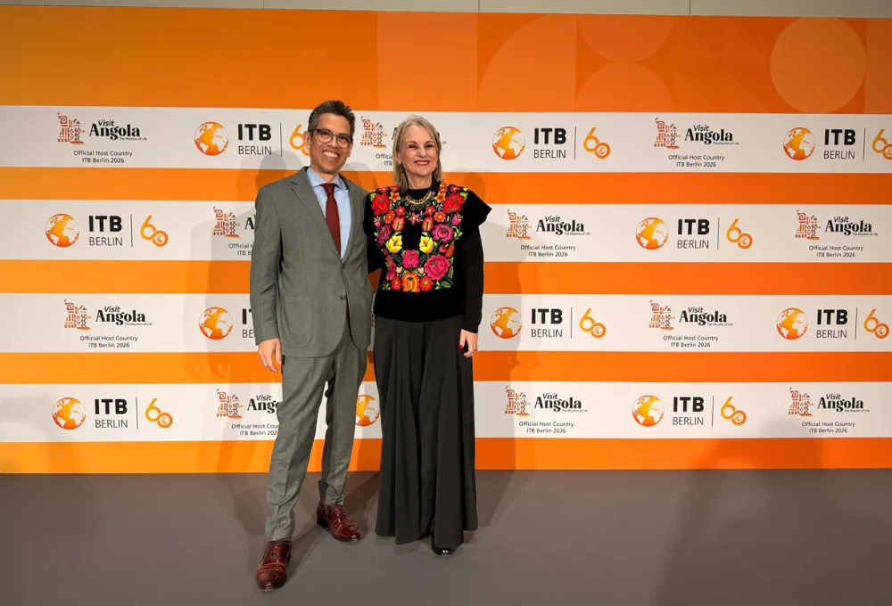 Nathalie Desplas Puel, subsecretaria de Turismo, y, Francisco Quiroga, embajador de México en Alemania.