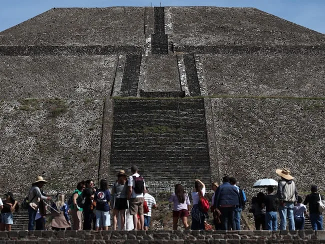 La Primavera 2026 ya llegó a México. Descubre cómo se vivió el equinoccio en Teotihuacán y Chichén Itzá, su significado cultural y qué representa este fenómeno. ¿Es tu temporada estación favorita?