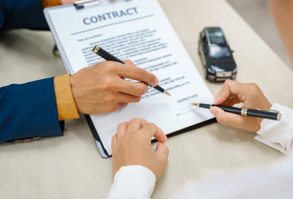 Contrato con aseguradora de auto. Prevención ante desastres