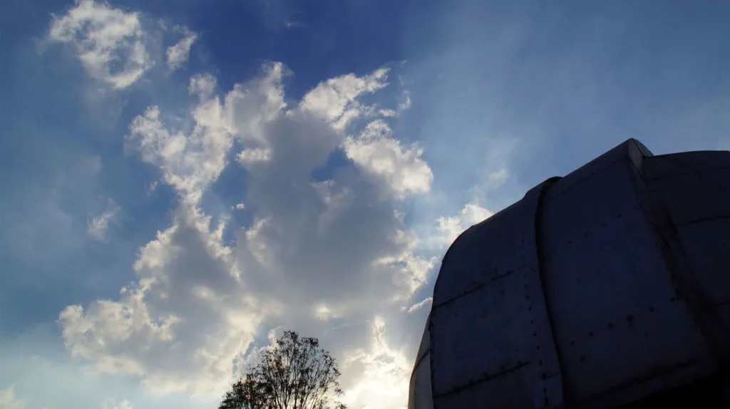 Descubre el observatorio en la colonia Álamos donde puedes ver estrellas por solo $40 pesos. Un plan diferente y educativo en CDMX. ¿Te vas a lanzar?