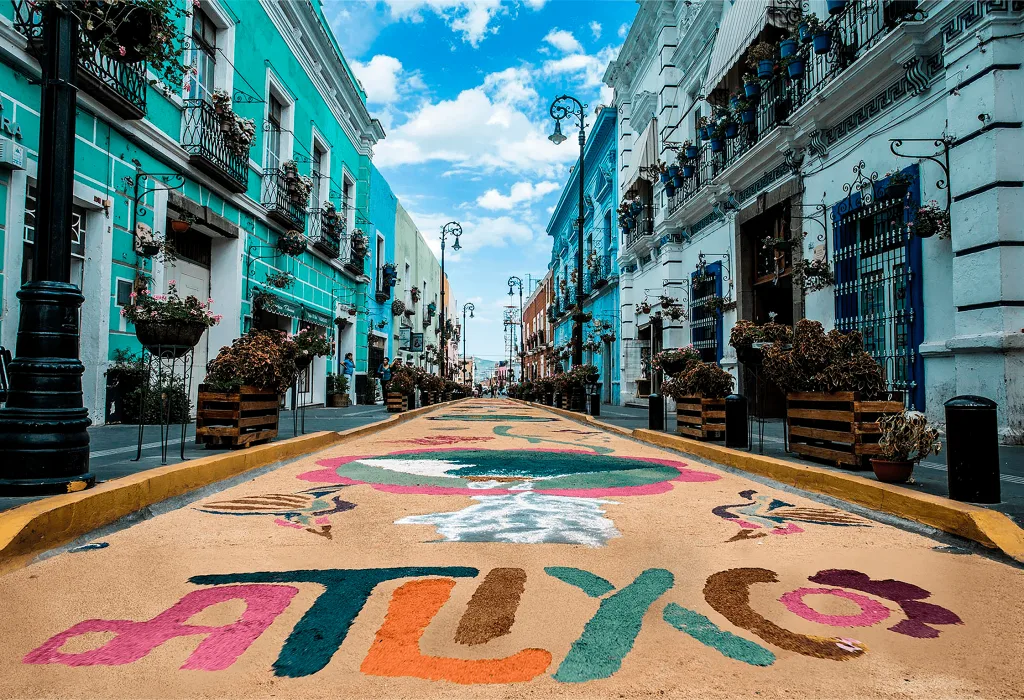 Descubre Otumba, el Pueblo Mágico del Estado de México famoso por su Feria del Burro, una tradición única llena de historia y cultura. ¿Te vas a lanzar?