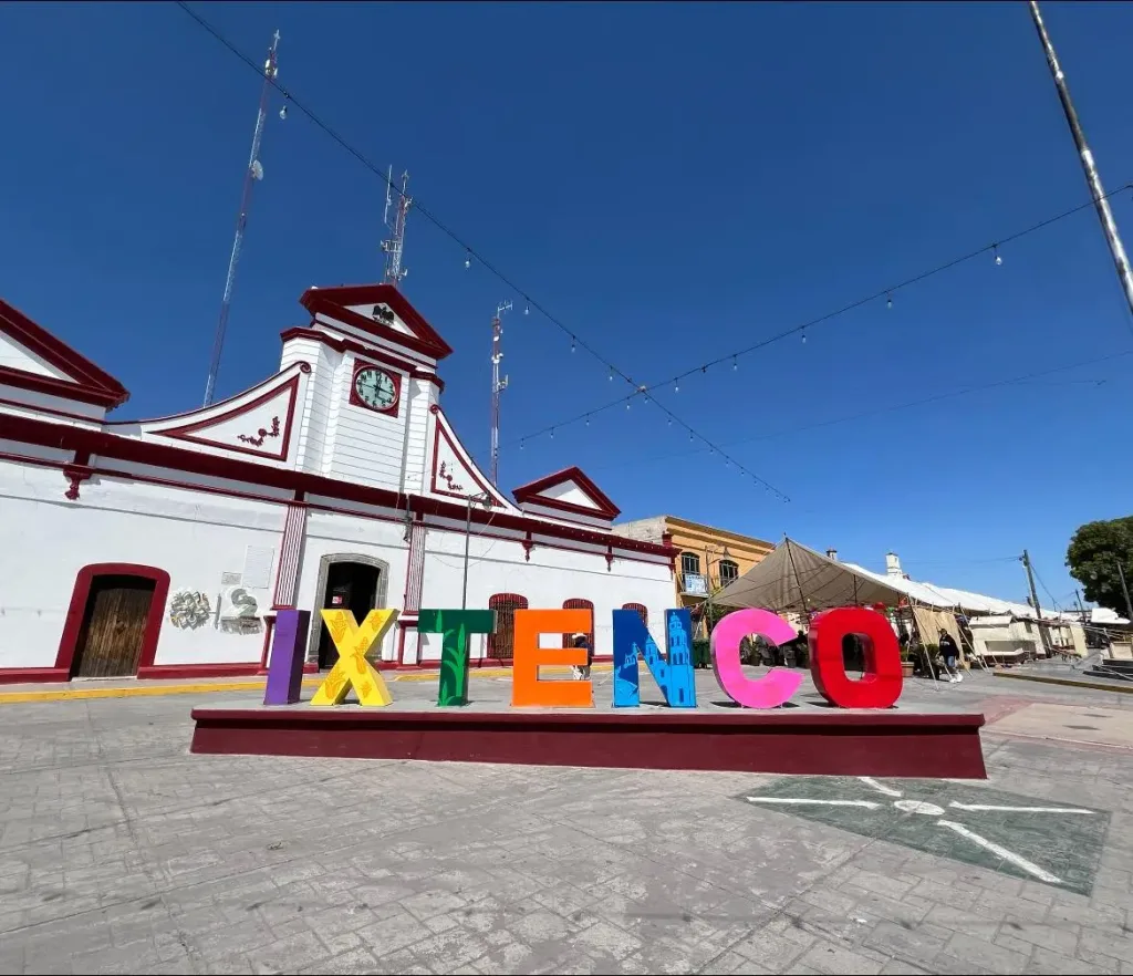 Descubre Ixtenco, el Pueblo Mágico de Tlaxcala famoso por su gastronomía ancestral otomí, sus ingredientes nativos y su cultura viva. Es momento de que lo conozcas.