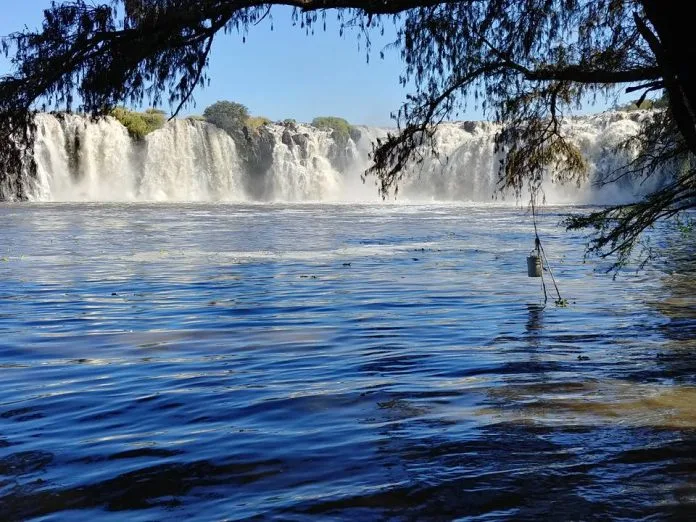 Descubre El Salto, las impresionantes cascadas de Michoacán. Cómo llegar, qué hacer y por qué es uno de los destinos naturales más impactantes. ¡Este lugar te espera!