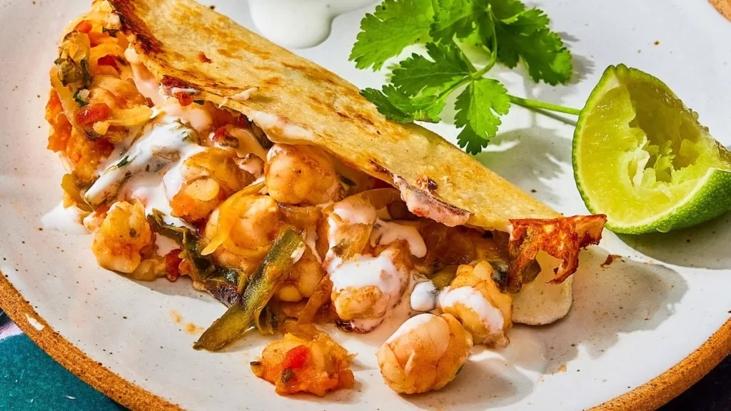 Aprende cómo hacer taco gobernador de camarón con una receta fácil y deliciosa. Ideal para la Semana de Pascua con sabor mexicano. ¿Ya lo has probado?