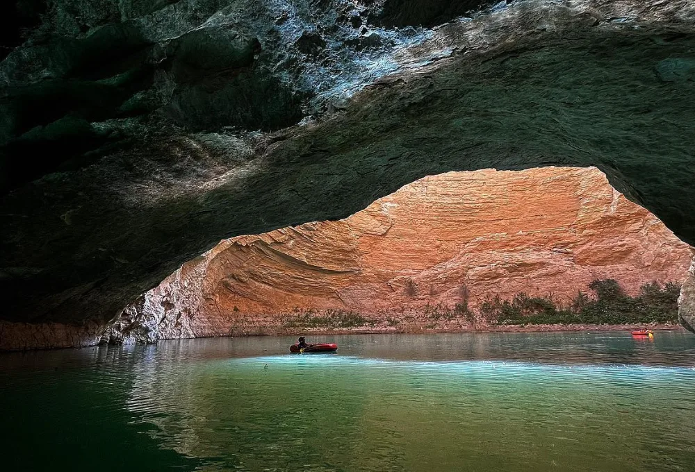 Pozo del Gavilán. ¿Buscas aventura? ¡Conoce 3 rutas de road trip desde Monterrey para conquistar el desierto y la sierra!
