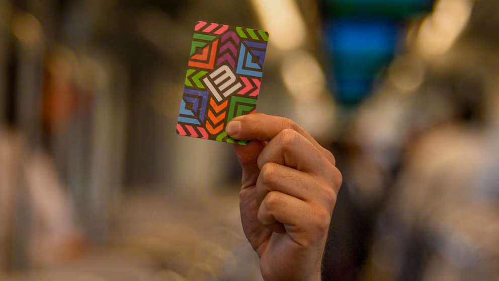 La CDMX lanzará una tarjeta de movilidad conmemorativa del Mundial 2026. Descubre cómo será, para qué sirve y por qué será un objeto imperdible. ¿Vas a ir por la tuya?