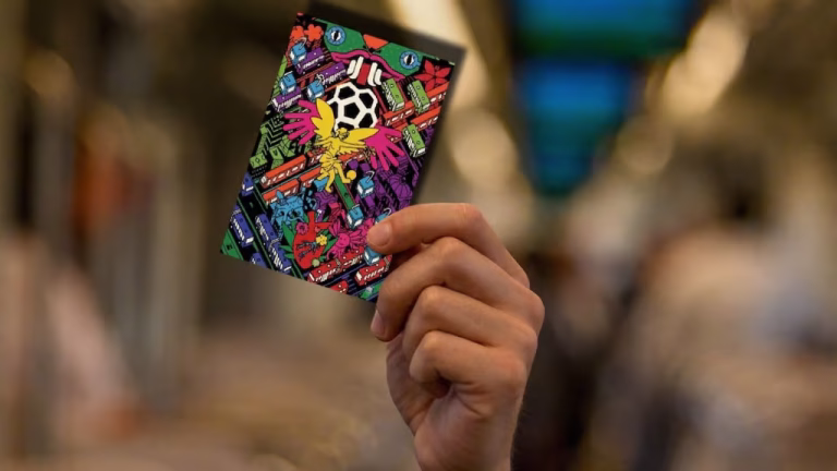 La CDMX lanzará una tarjeta de movilidad conmemorativa del Mundial 2026. Descubre cómo será, para qué sirve y por qué será un objeto imperdible. ¿Vas a ir por la tuya?