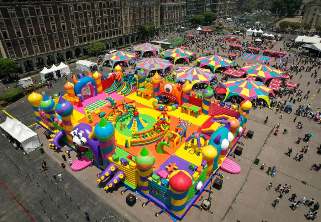 El Zócalo de la CDMX celebrará el Día del Niño a lo grande. Conoce fechas, actividades y detalles. ¿Te vas a lanzar?