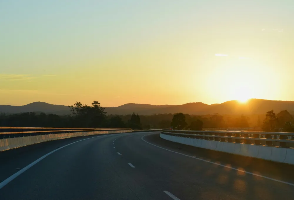 La "Hora Dorada" del regreso: ¿Cuándo es mejor encender el motor?