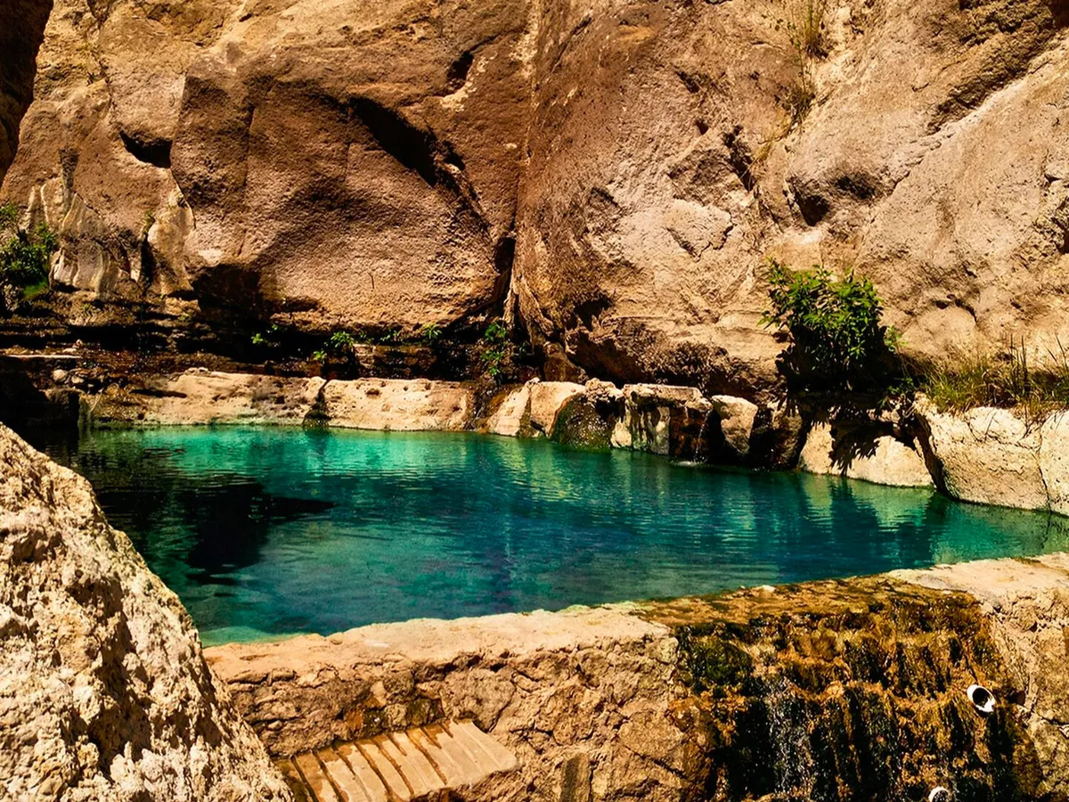 3 rincones de Querétaro con aguas azufradas perfectos para refrescarse y pasarla con tu familia