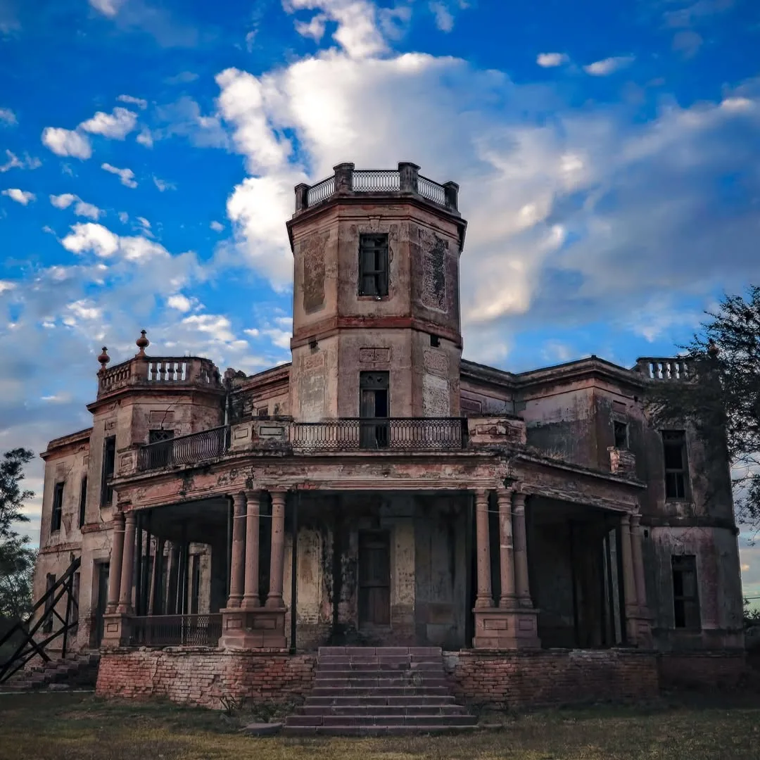 Conoce la mansión abandonada donde descansaba Porfirio Díaz